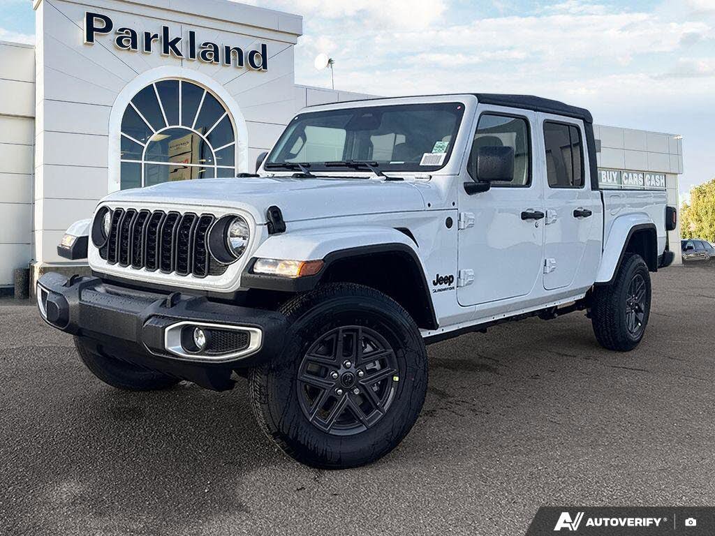 Jeep Gladiator Sport S Crew Cab 4WD 2026