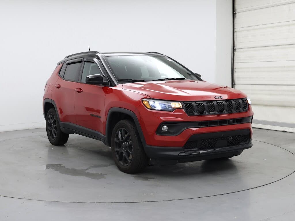 2023 Jeep Compass Altitude 4WD