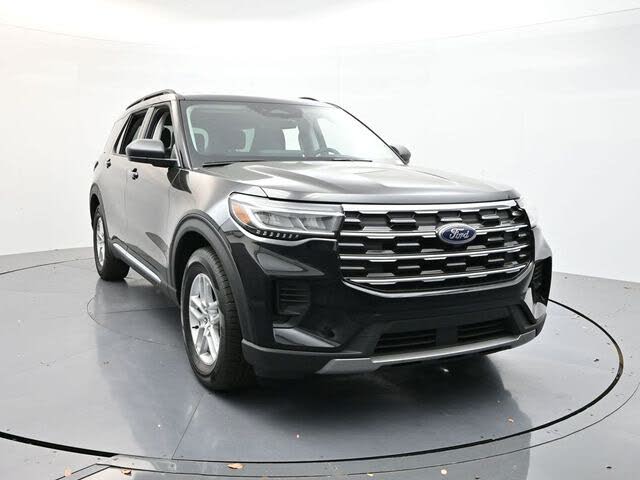 2025 Ford Explorer Active RWD