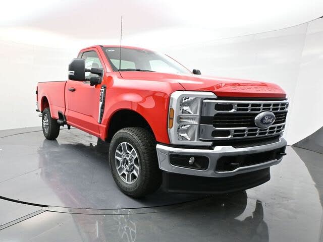 2025 Ford F-350 Super Duty XLT Regular Cab LB 4WD