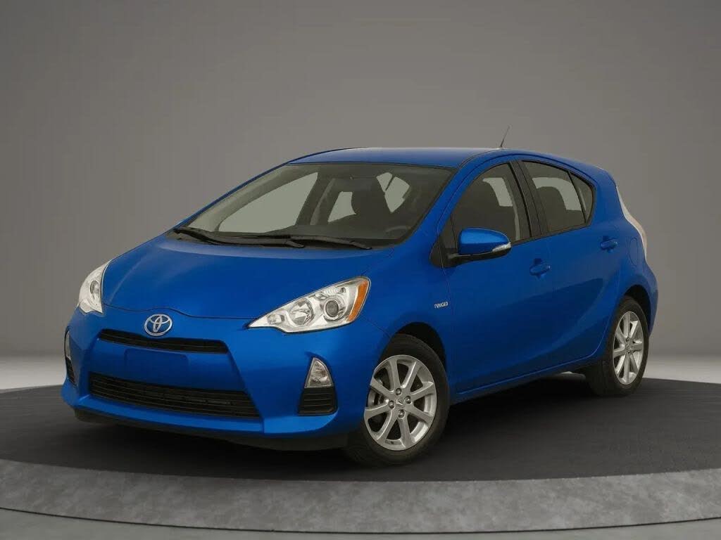 2014 Toyota Prius c Three