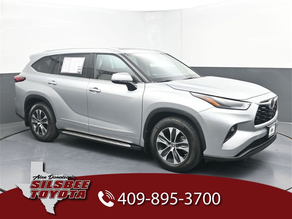 2022 Toyota Highlander XLE FWD