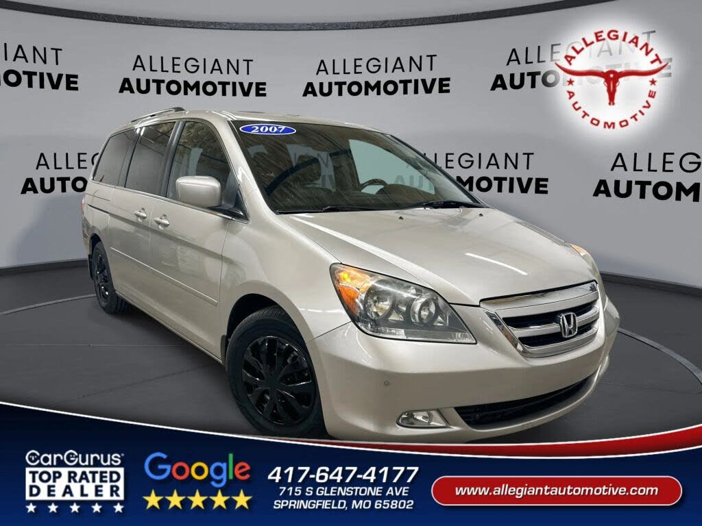 2007 Honda Odyssey Touring FWD with DVD and Navigation