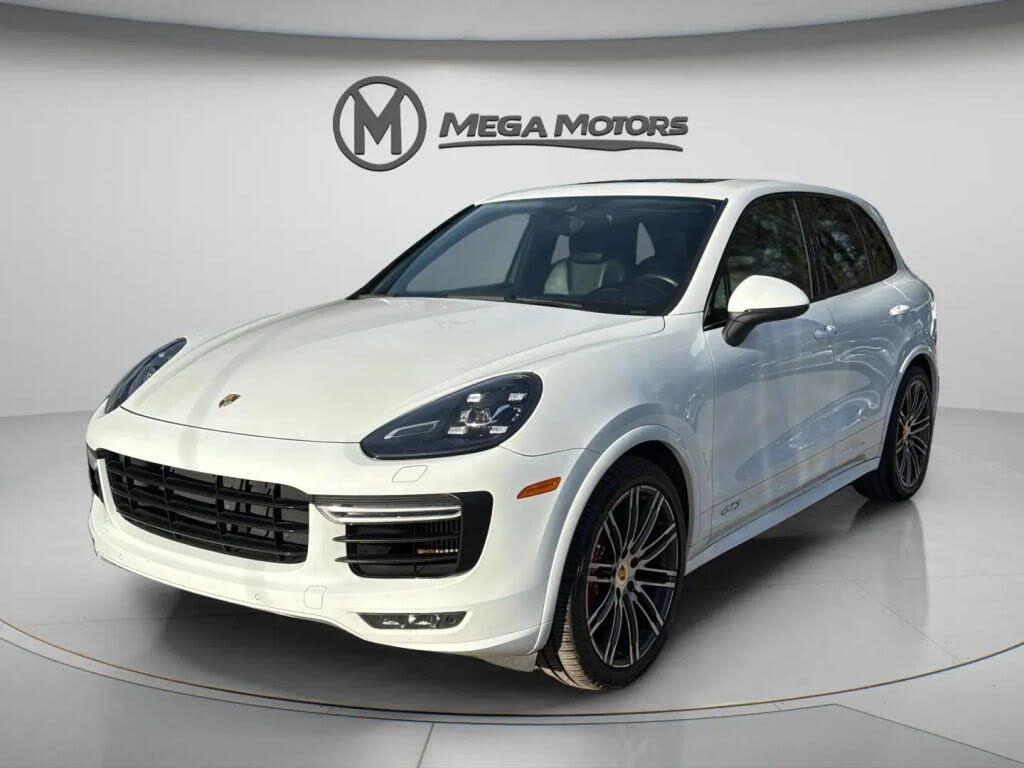 2016 Porsche Cayenne GTS AWD