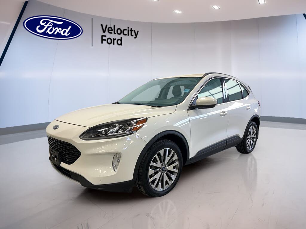 2022 Ford Escape Titanium AWD