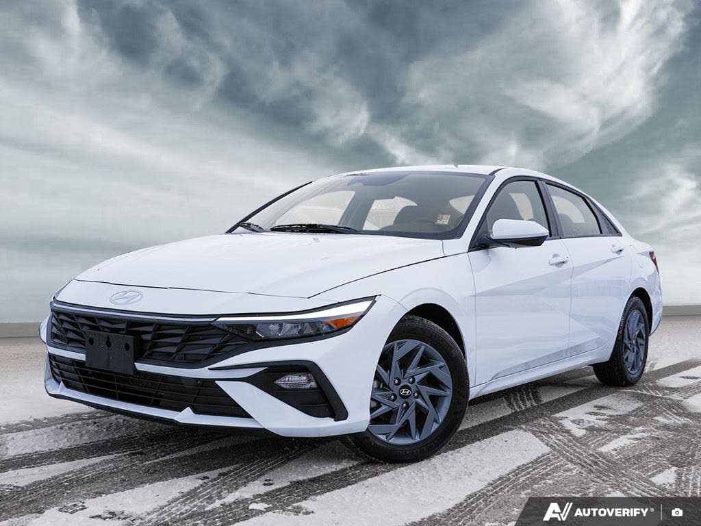 Hyundai Elantra Preferred FWD 2025