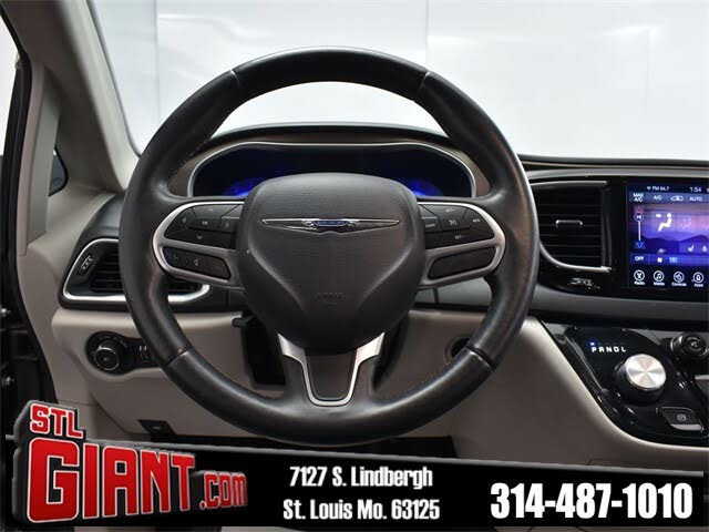 2017 Chrysler Pacifica Touring L Plus FWD