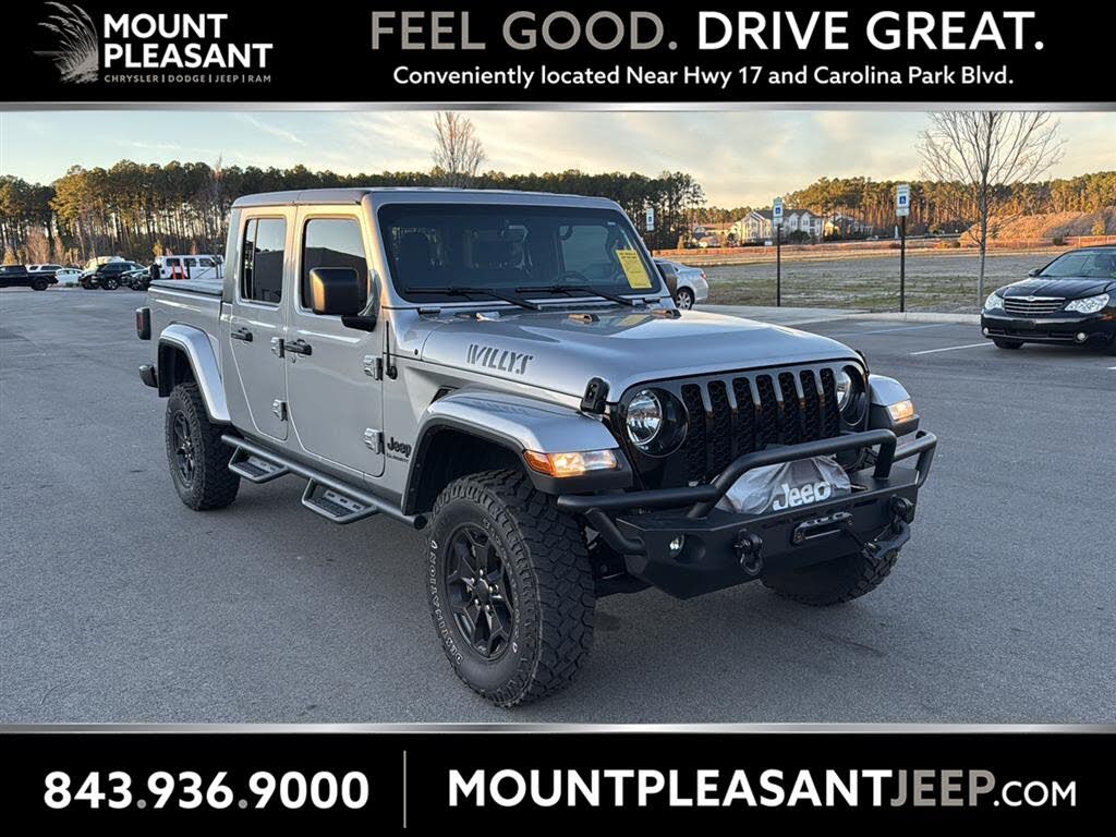 2021 Jeep Gladiator Willys Crew Cab 4WD