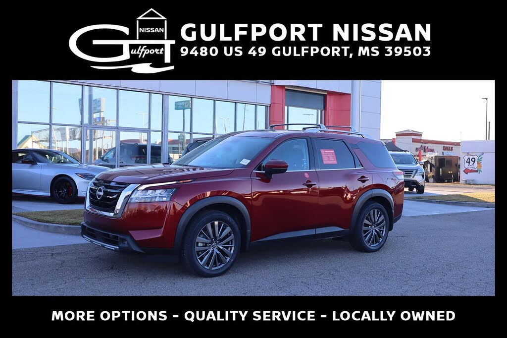 2022 Nissan Pathfinder SL FWD