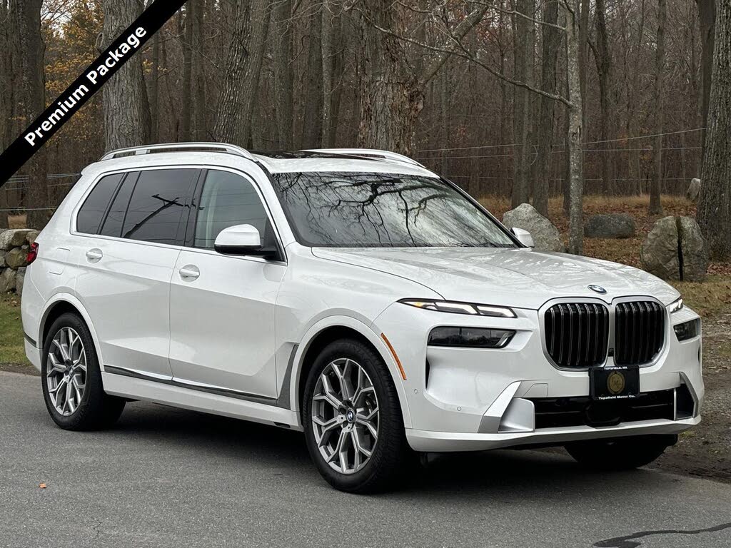 2023 BMW X7 xDrive40i AWD