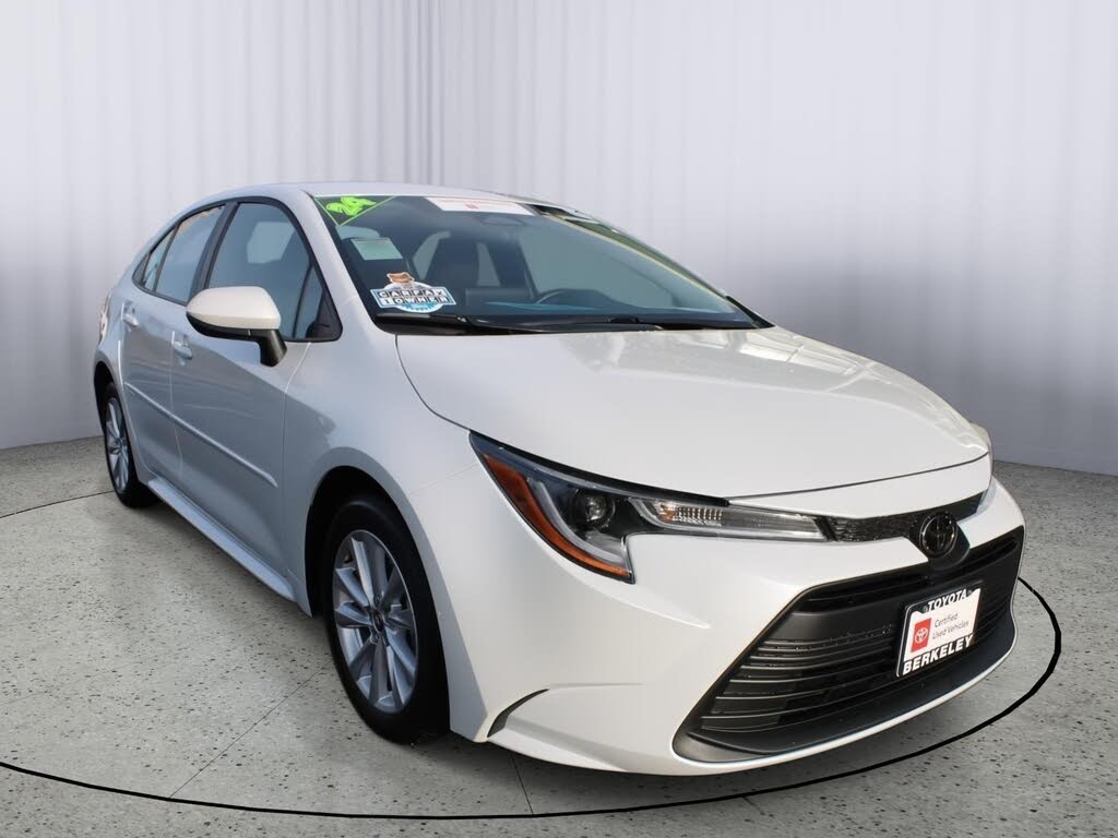 2024 Toyota Corolla LE FWD