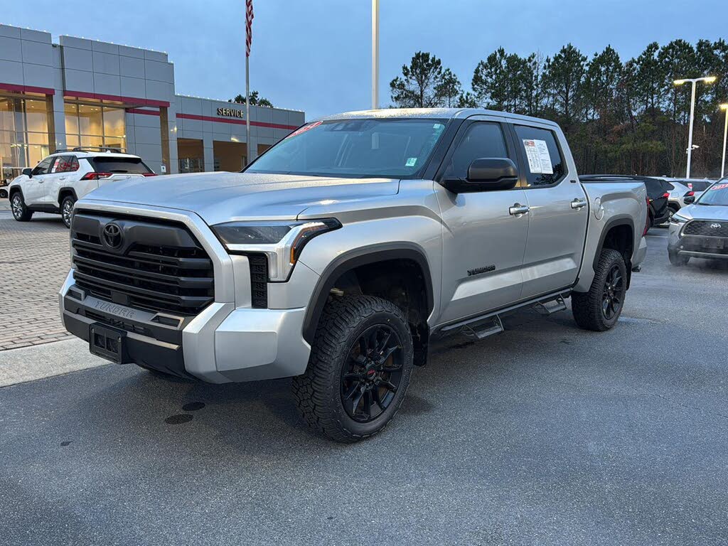 2024 Toyota Tundra SR5 CrewMax Cab 4WD
