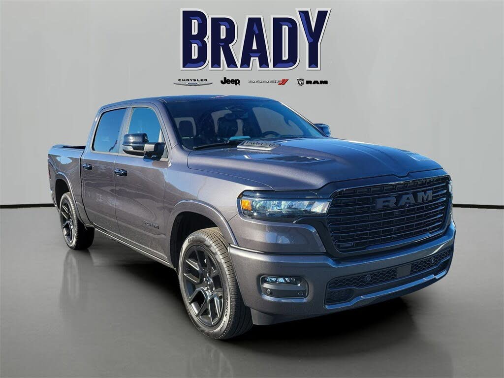 2025 RAM 1500 Laramie Crew Cab 4WD