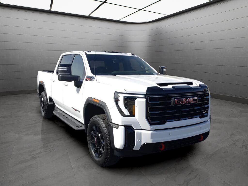 2026 GMC Sierra 2500HD AT4 Crew Cab 4WD