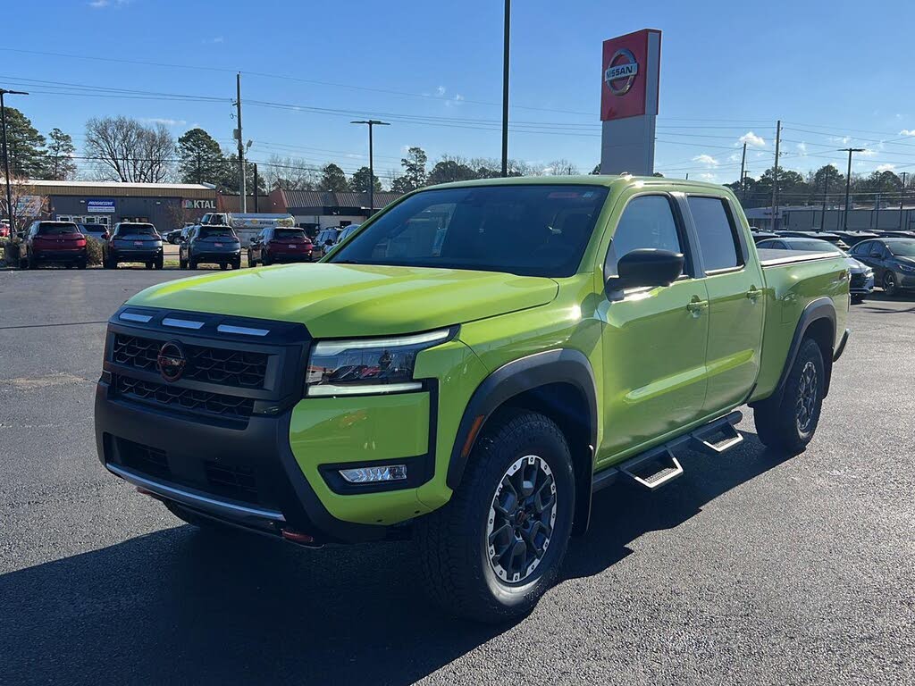2026 Nissan Frontier PRO-4X Crew Cab LB 4WD