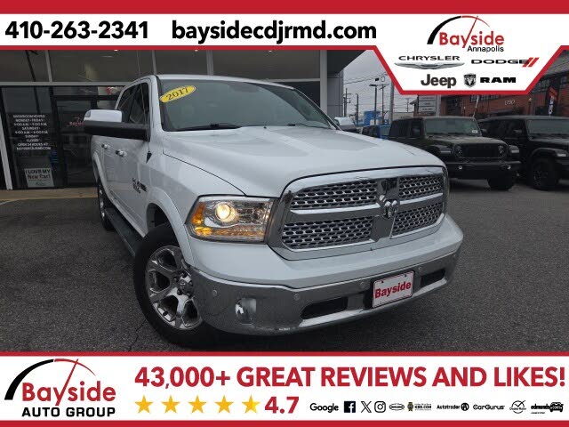 2017 RAM 1500 Laramie Crew Cab 4WD