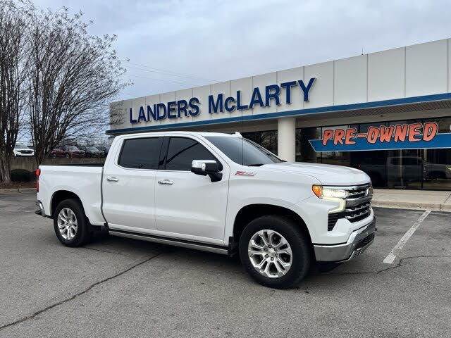 2024 Chevrolet Silverado 1500 LTZ Crew Cab 4WD