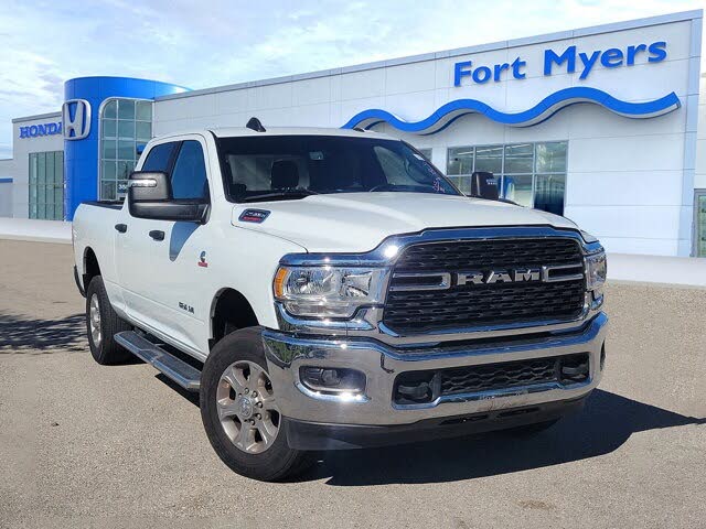 2024 RAM 2500 Big Horn Crew Cab 4WD