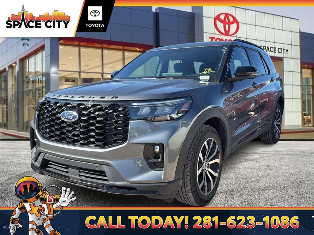 2025 Ford Explorer ST-Line AWD