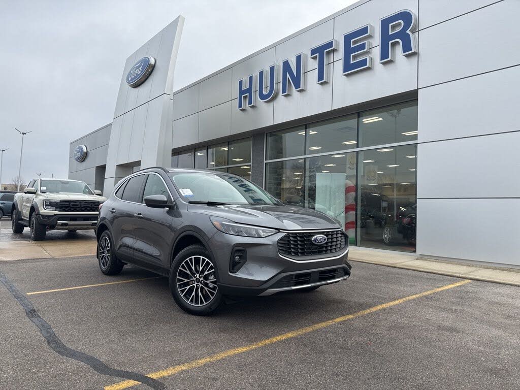 2026 Ford Escape Hybrid Plug-in FWD