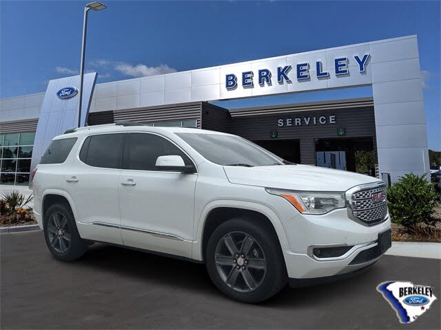 2017 GMC Acadia Denali FWD