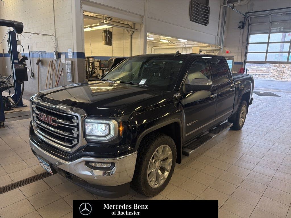 2017 GMC Sierra 1500 SLT Crew Cab 4WD