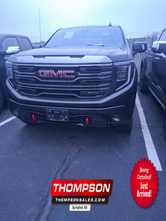 2022 GMC Sierra 1500 AT4 Crew Cab 4WD