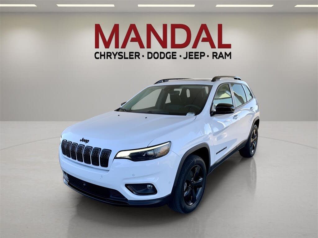 2023 Jeep Cherokee Altitude 4WD