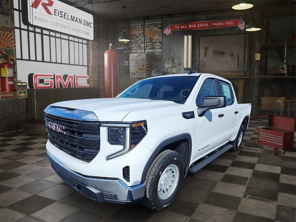 2026 GMC Sierra 1500 Pro Crew Cab 4WD