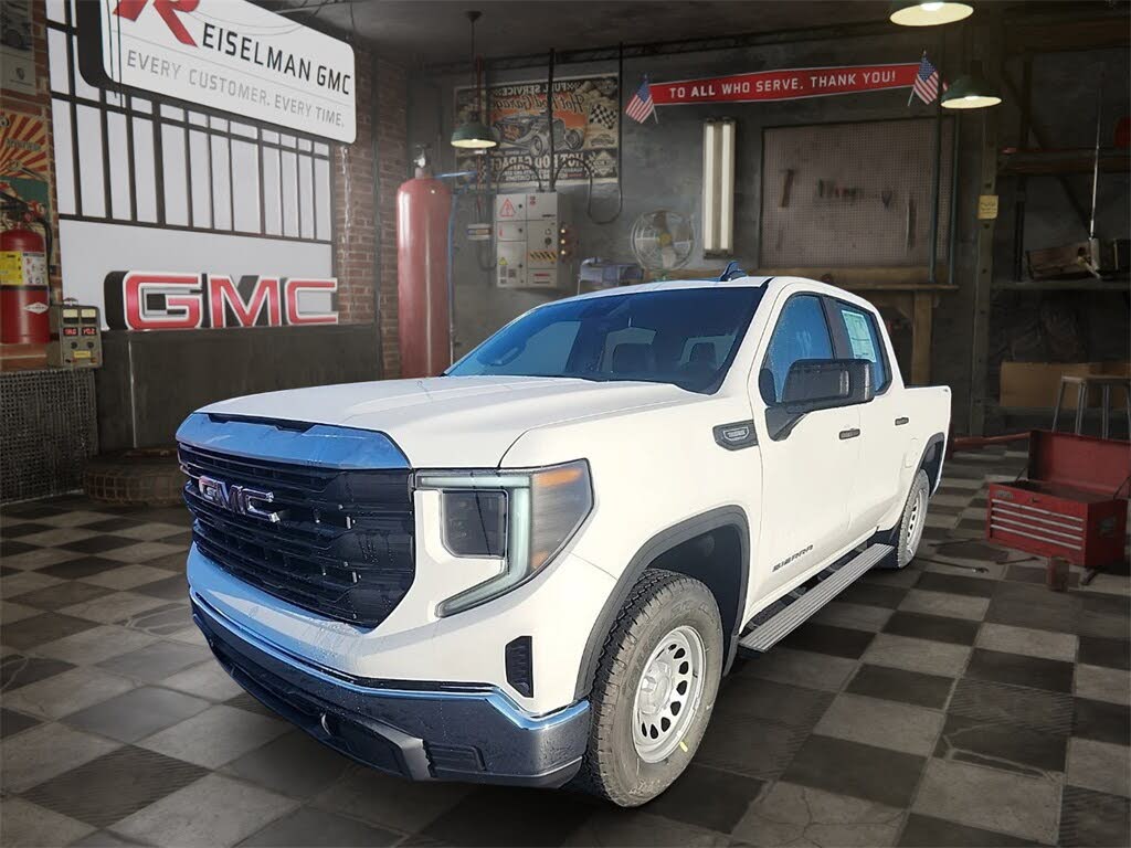 2026 GMC Sierra 1500 Pro Crew Cab 4WD