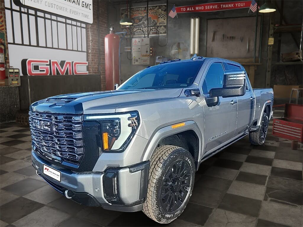 2026 GMC Sierra 2500HD Denali Ultimate Crew Cab 4WD