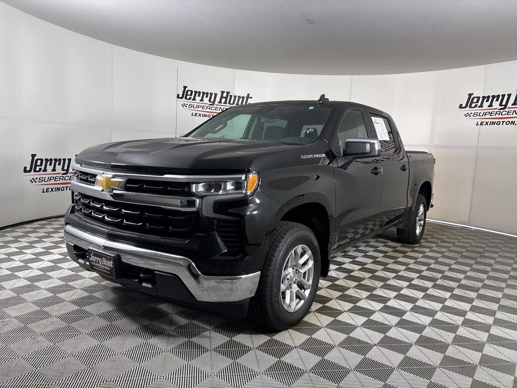 2023 Chevrolet Silverado 1500 LT Crew Cab 4WD