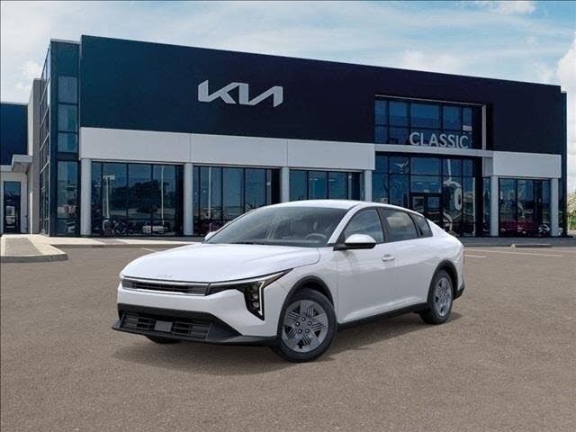 2025 Kia K4 LX FWD