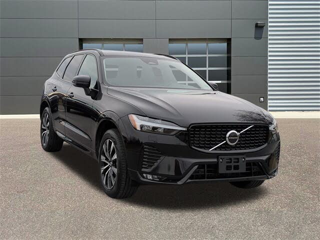 2025 Volvo XC60 B5 Core Dark Theme AWD