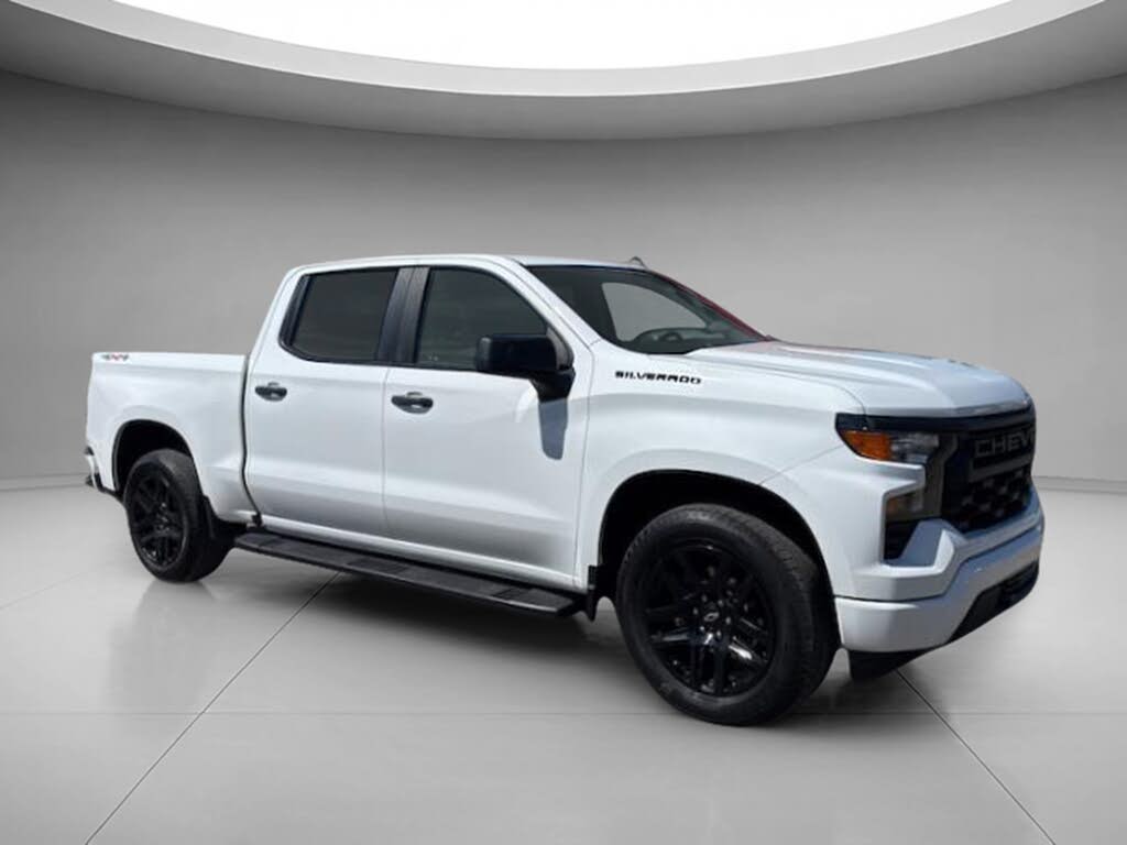 2023 Chevrolet Silverado 1500 Custom Crew Cab 4WD