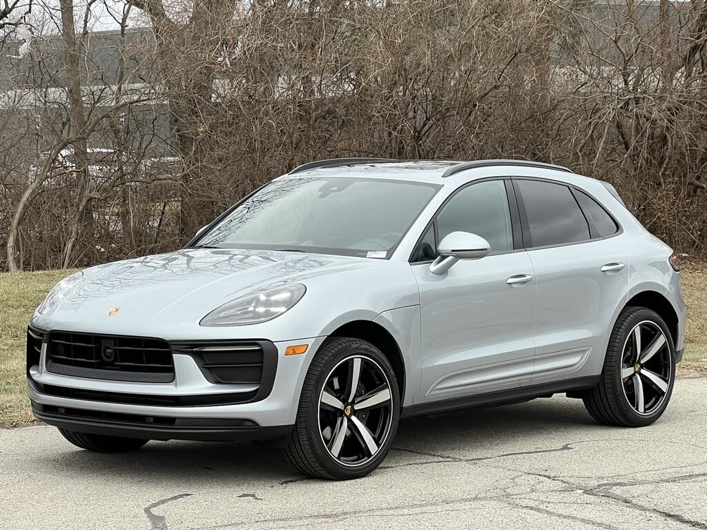 2025 Porsche Macan AWD
