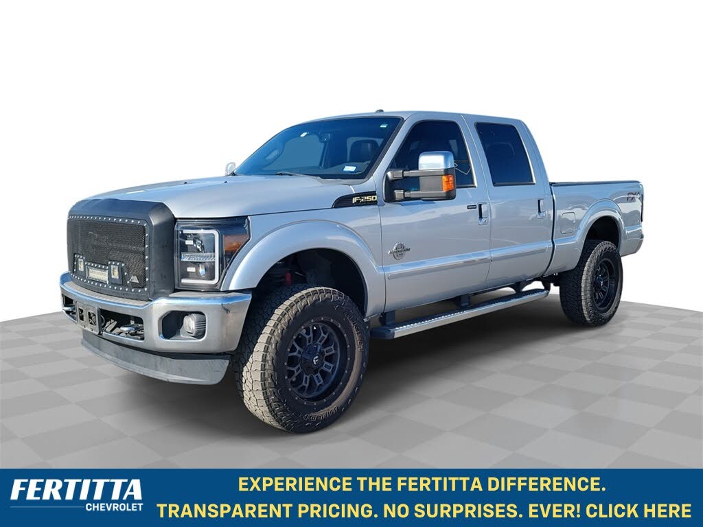 2015 Ford F-250 Super Duty Lariat Crew Cab 4WD