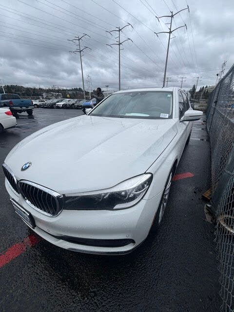 2016 BMW 7 Series 740i RWD