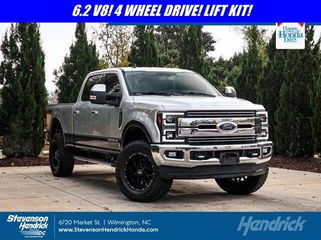 2019 Ford F-250 Super Duty Lariat Crew Cab 4WD