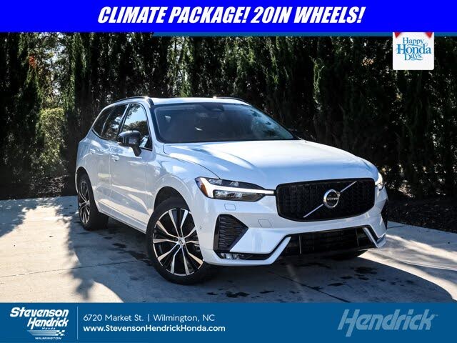 2025 Volvo XC60 B5 Plus Dark Theme AWD