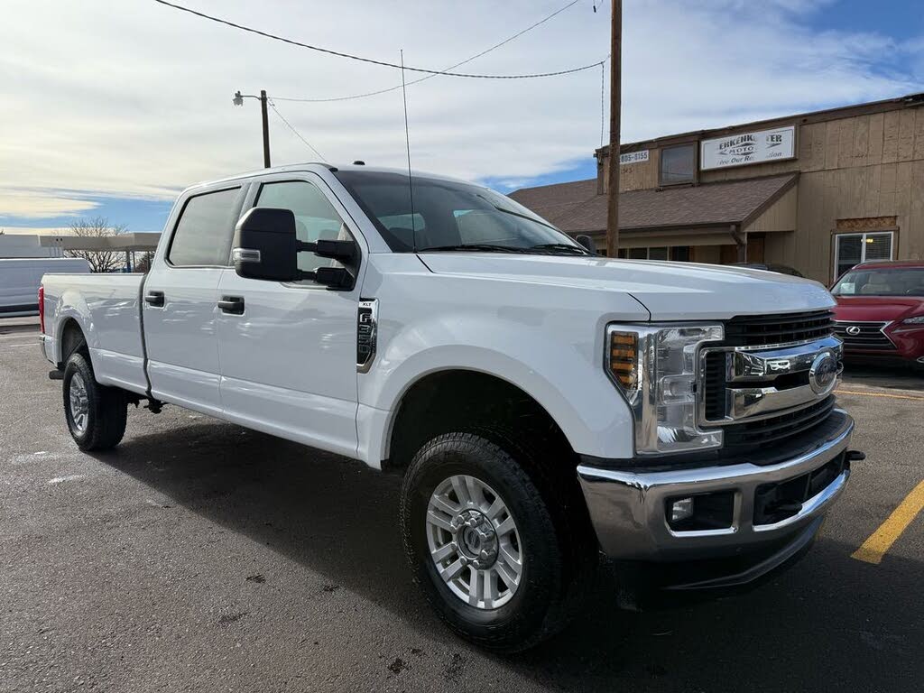 2019 Ford F-350 Super Duty XLT Crew Cab 4WD