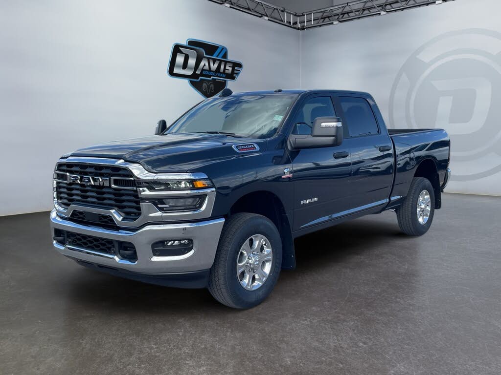 2025 RAM 2500 Big Horn Crew Cab 4WD