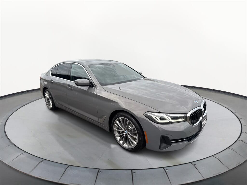 2022 BMW 5 Series 530i RWD