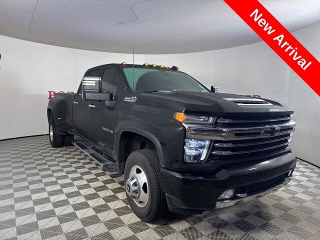 2022 Chevrolet Silverado 3500HD High Country Crew Cab 4WD