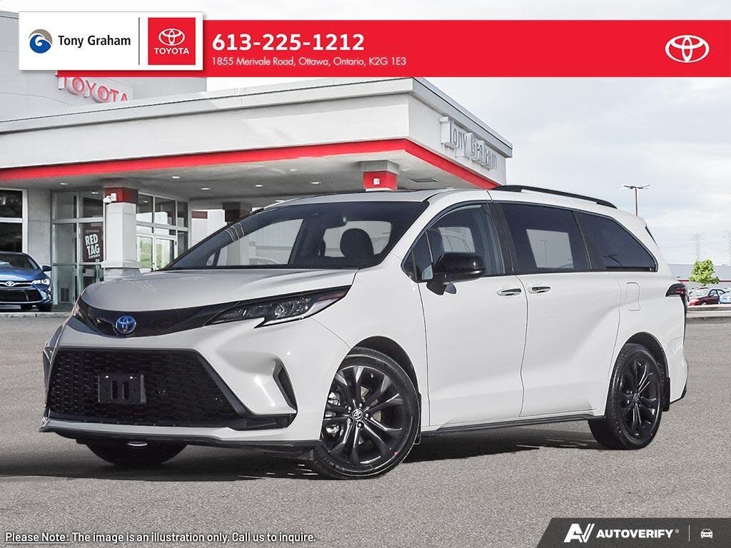 2025 Toyota Sienna XLE 8-Passenger FWD
