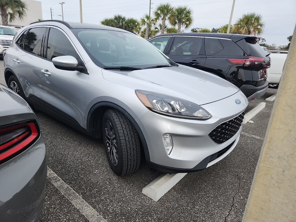 2020 Ford Escape SEL FWD