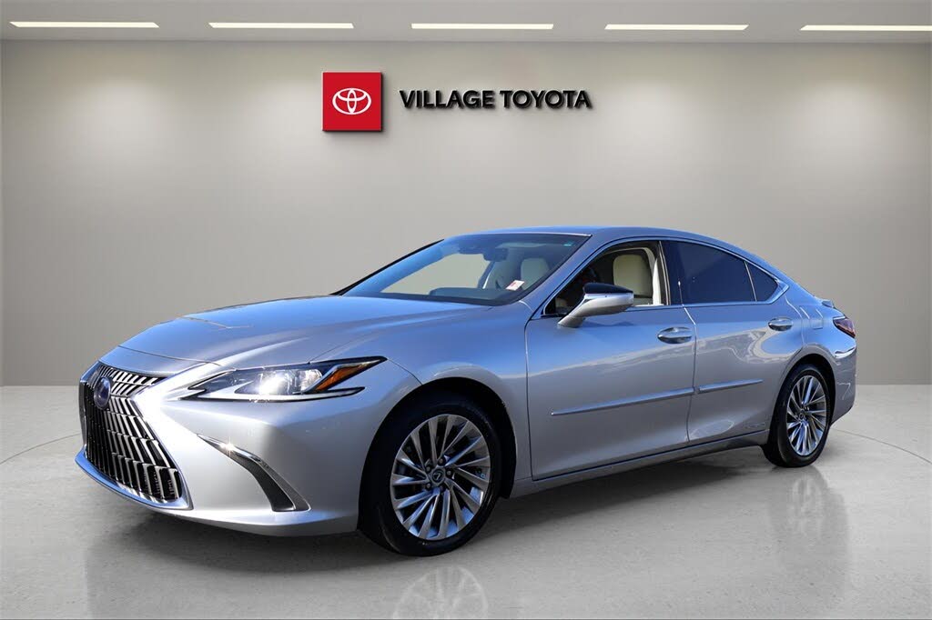 2022 Lexus ES Hybrid 300h Luxury FWD