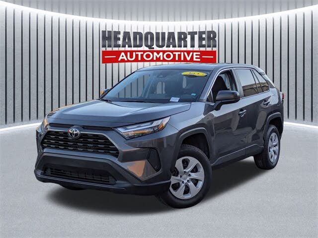 2024 Toyota RAV4 LE FWD