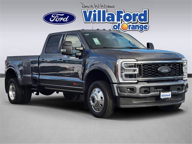 2026 Ford F-450 Super Duty Platinum Crew Cab LB DRW 4WD