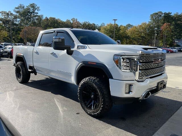 2022 GMC Sierra 2500HD Denali Crew Cab 4WD